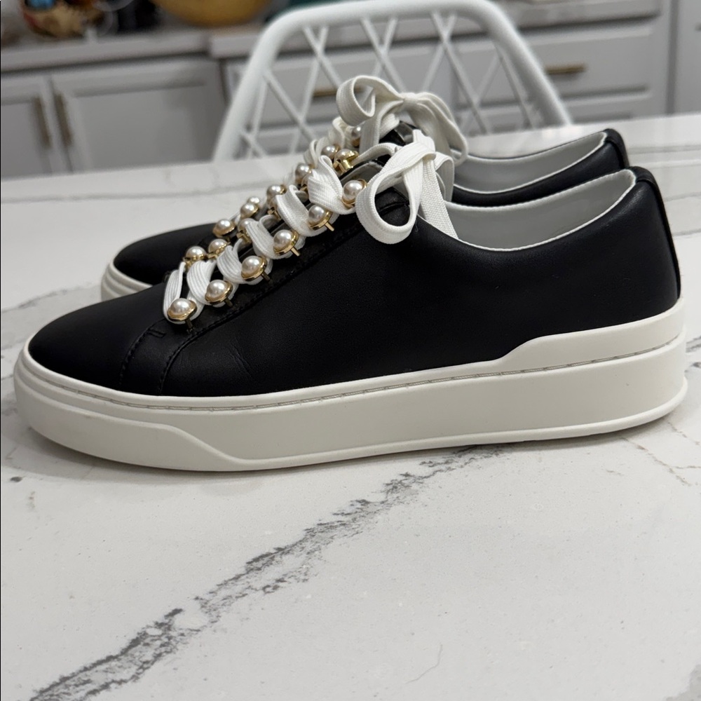 Stuart Weitzman Excelsa Faux Pearl-Embellished Leather Sneakers. - Picture 3 of 11